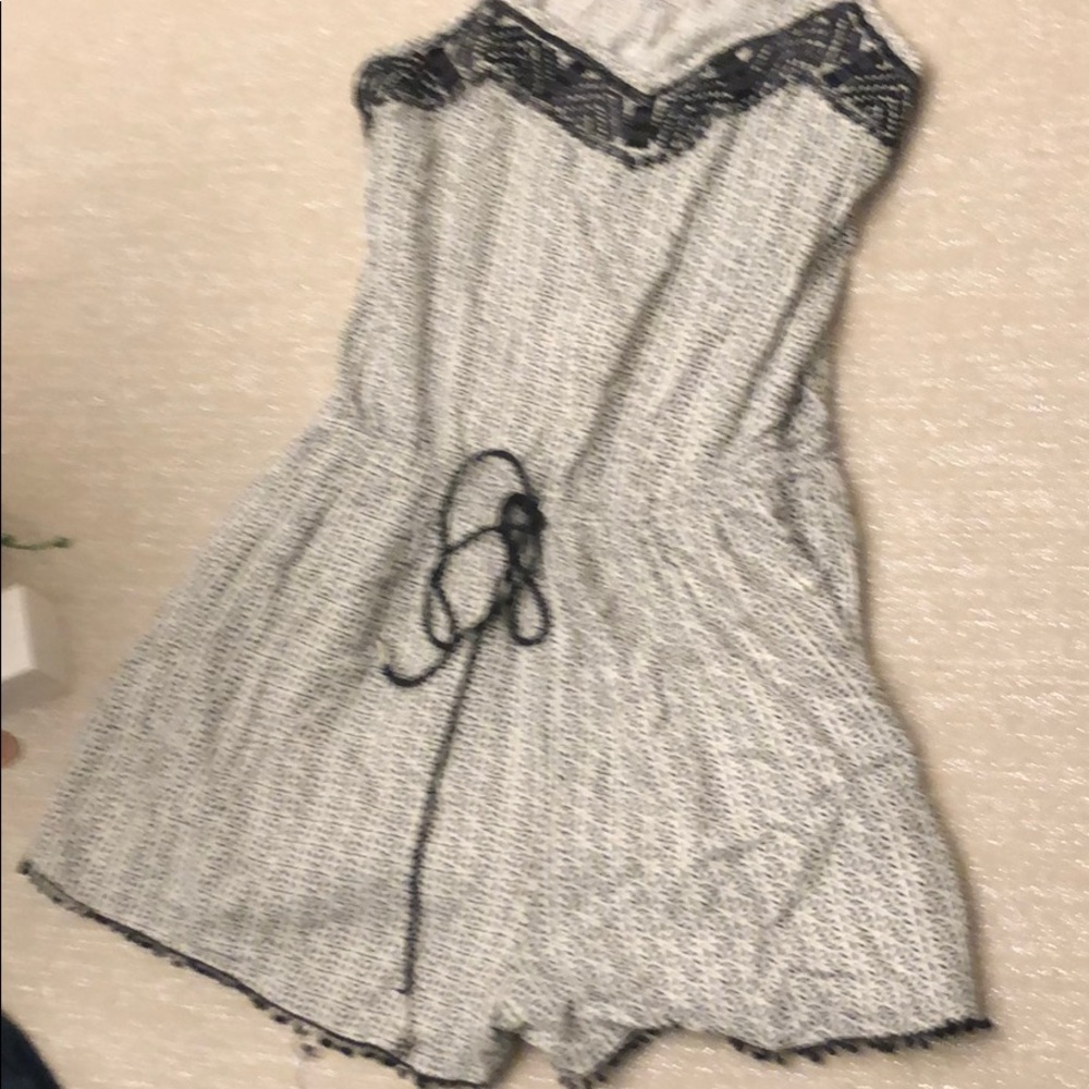 American Eagle romper, size small